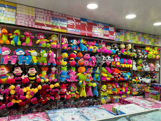 wholesale toy market